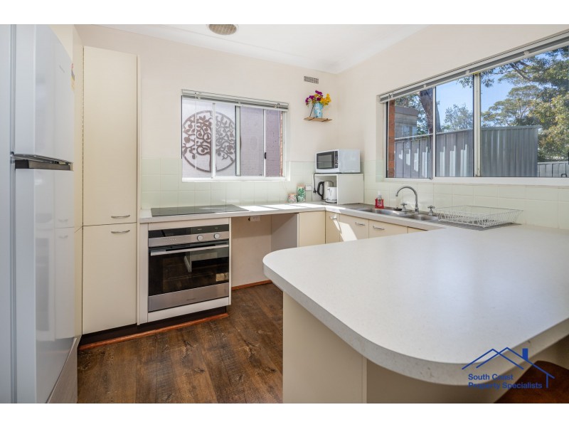 13 Larmer Close, Broulee NSW 2537
