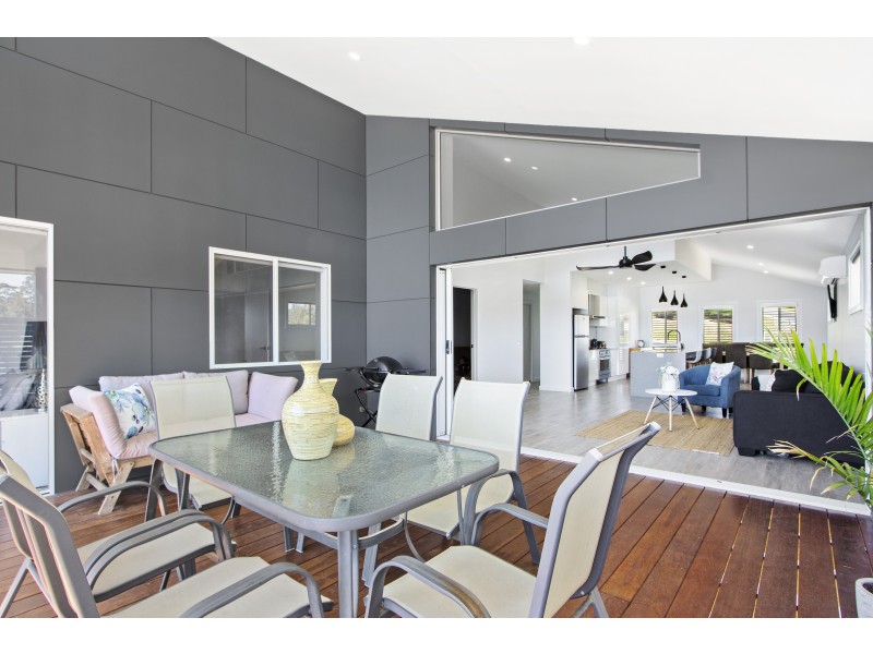 40 WENTWORTH AVENUE, Sunshine Bay NSW 2536