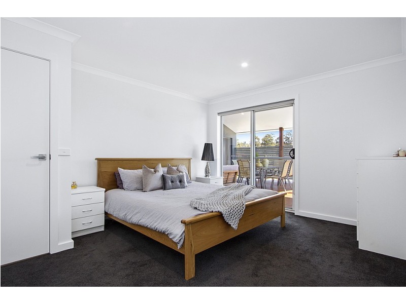 40 WENTWORTH AVENUE, Sunshine Bay NSW 2536