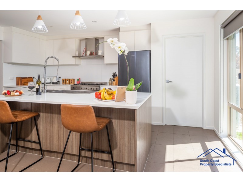 27 Wentworth Avenue, Sunshine Bay NSW 2536