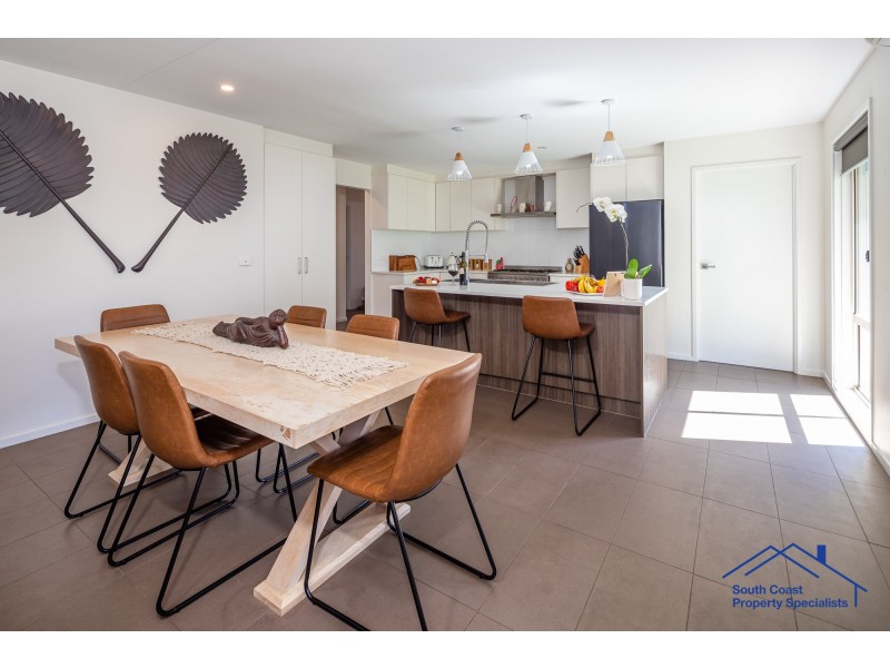 27 Wentworth Avenue, Sunshine Bay NSW 2536