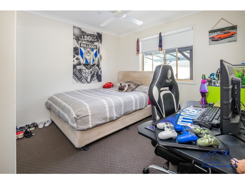 27 Wentworth Avenue, Sunshine Bay NSW 2536