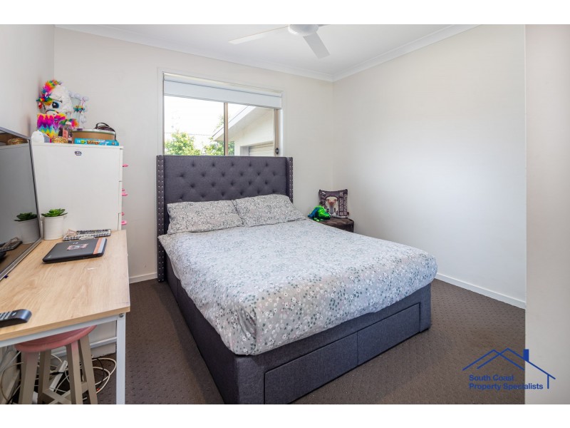 27 Wentworth Avenue, Sunshine Bay NSW 2536