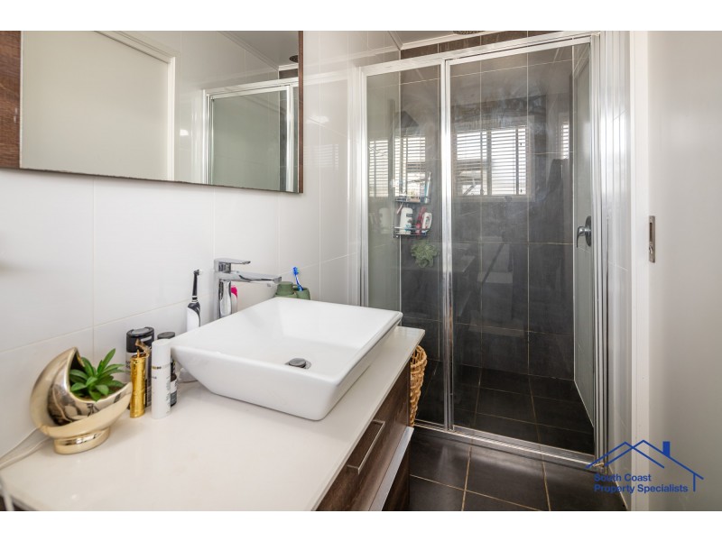 27 Wentworth Avenue, Sunshine Bay NSW 2536