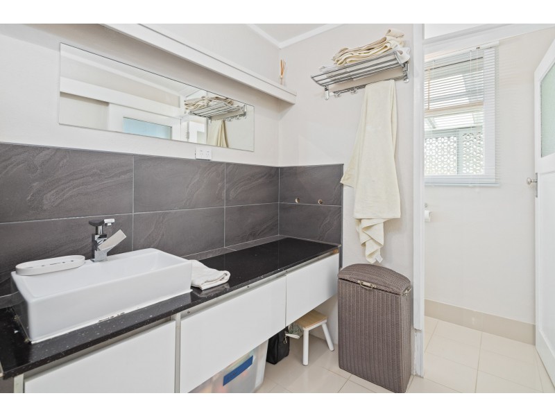 10 Wimbin Avenue, Malua Bay NSW 2536