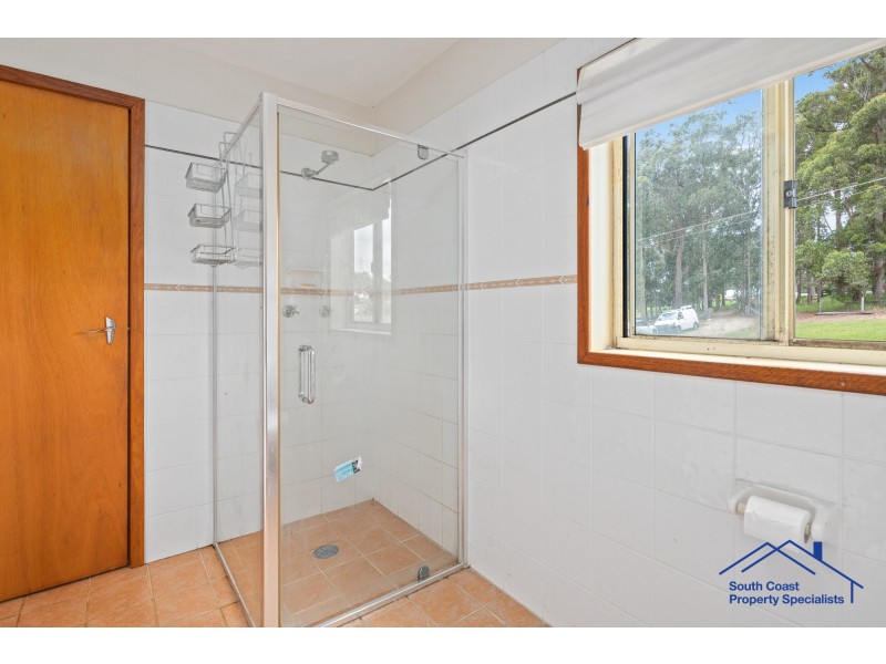 10 TALL TREES PLACE, Long Beach NSW 2536
