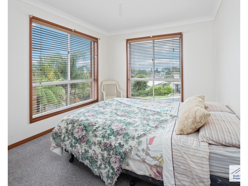 8 Yugura Street, Malua Bay NSW 2536