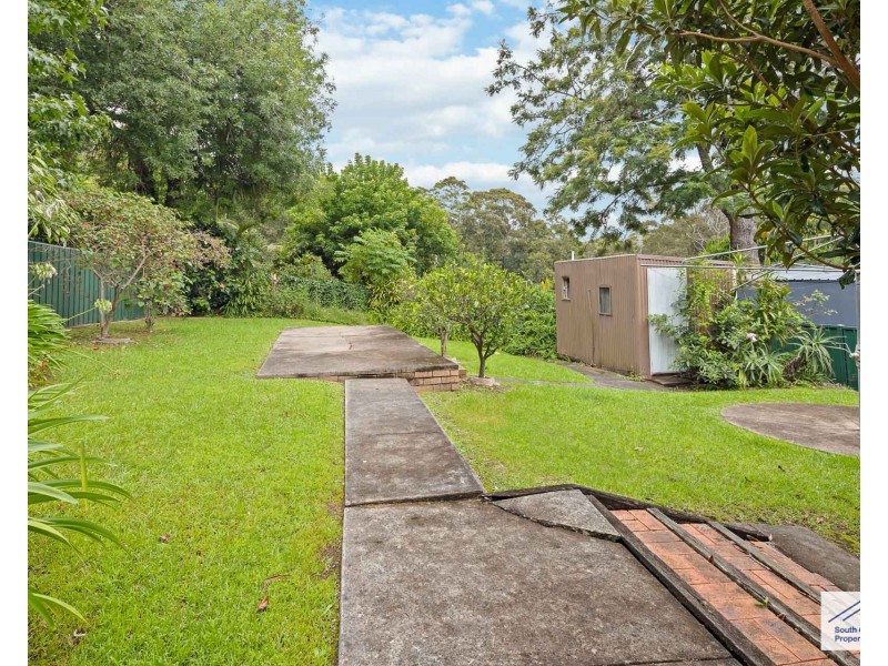 8 Yugura Street, Malua Bay NSW 2536