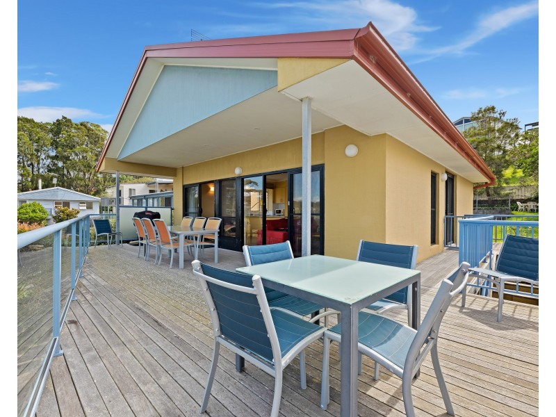 24 Tallawang Avenue, Malua Bay NSW 2536