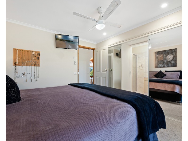 43 COOK AVENUE, Surf Beach NSW 2536