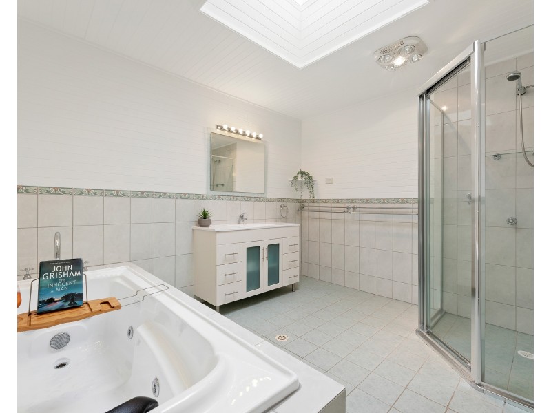 43 COOK AVENUE, Surf Beach NSW 2536
