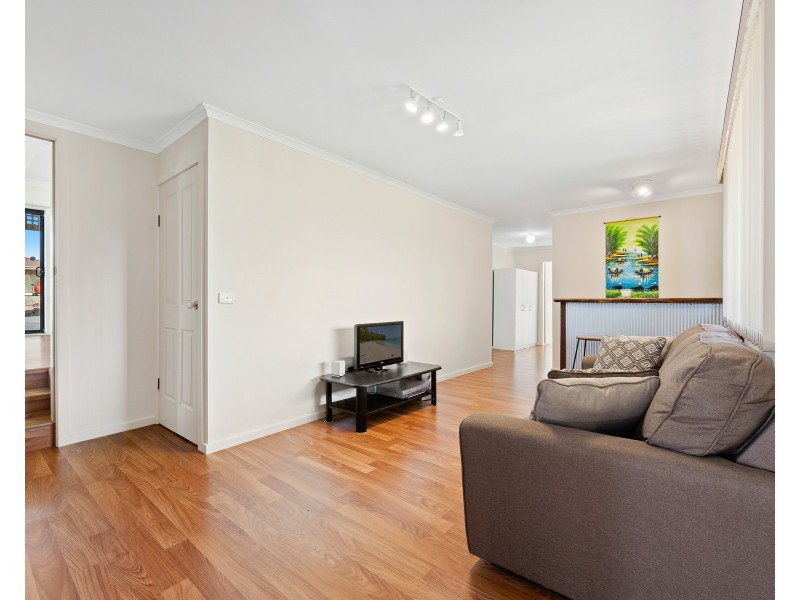 43 COOK AVENUE, Surf Beach NSW 2536