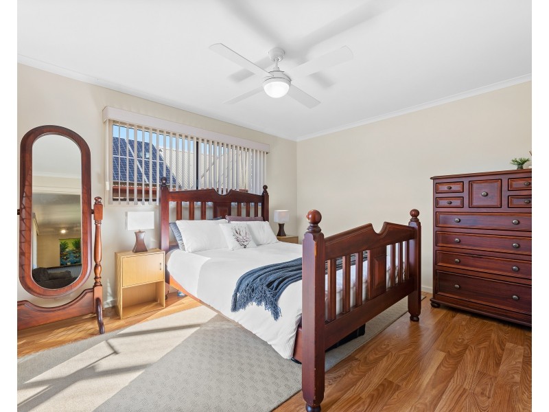 43 COOK AVENUE, Surf Beach NSW 2536