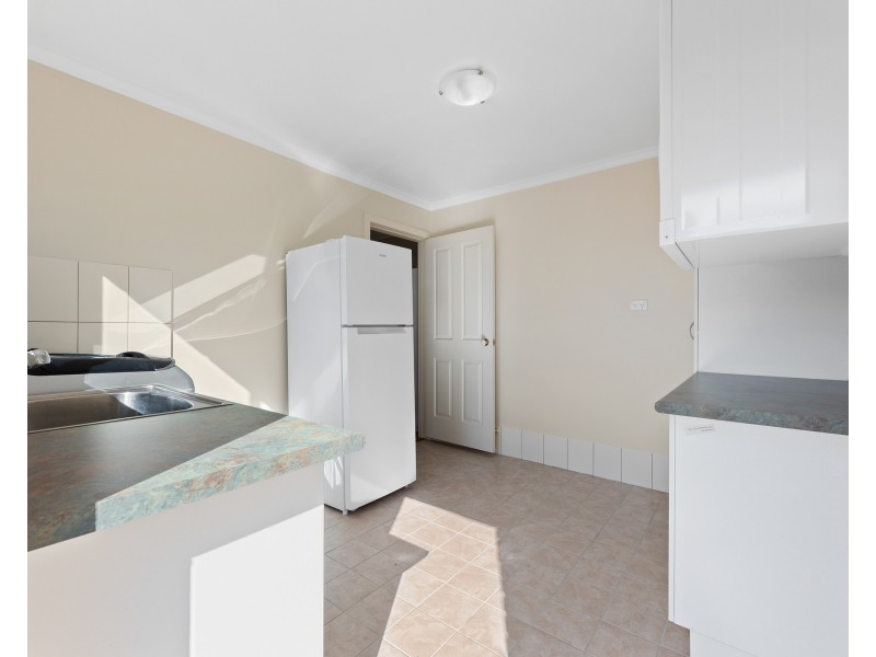 43 COOK AVENUE, Surf Beach NSW 2536