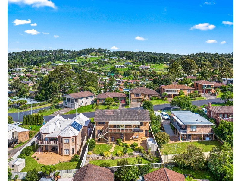 43 COOK AVENUE, Surf Beach NSW 2536