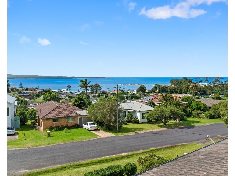 32 OCEAN ROAD, Batehaven NSW 2536