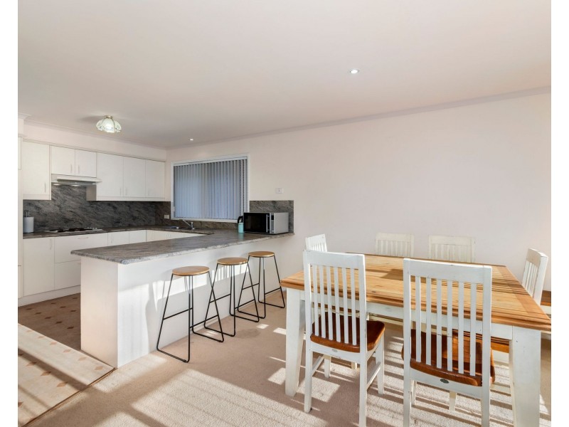 32 Surf Beach Avenue, Surf Beach NSW 2536