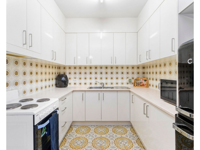 32 Surf Beach Avenue, Surf Beach NSW 2536