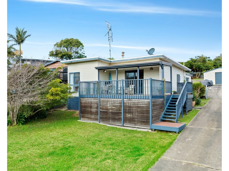 7 Iluka Avenue, Malua Bay NSW 2536