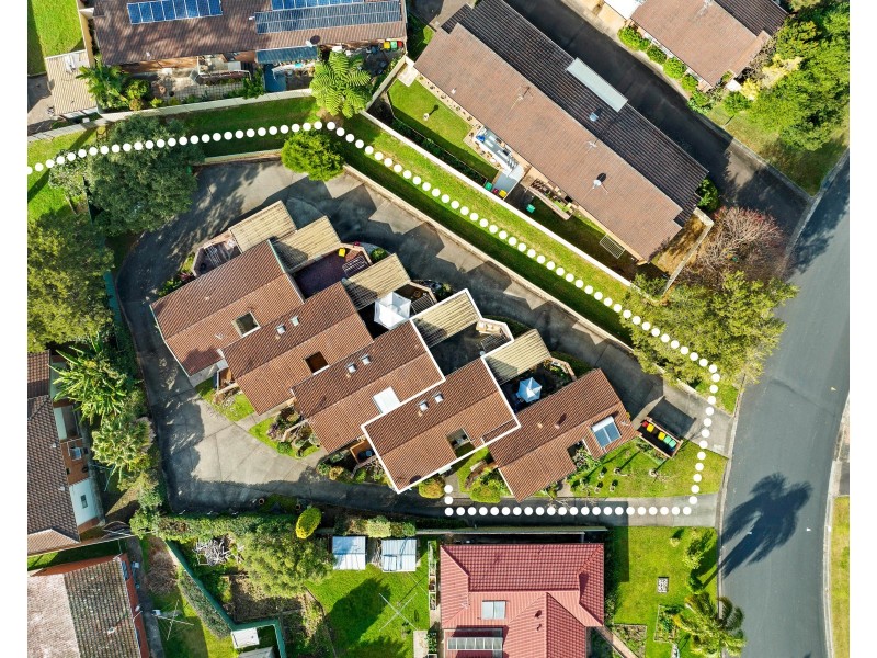 2/6 Eric Fenning Drive, Surf Beach NSW 2536