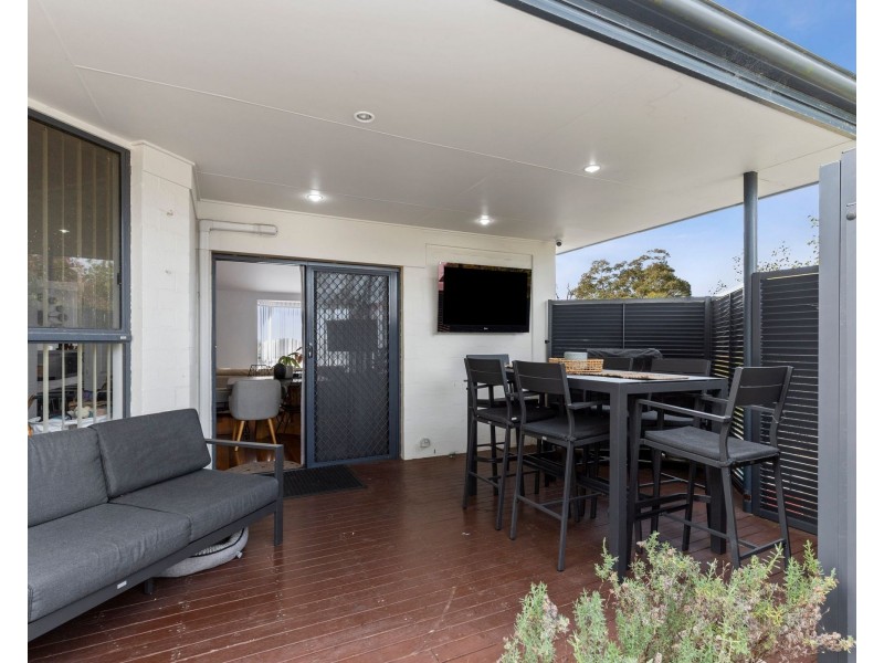 11 LAWSON PLACE, Sunshine Bay NSW 2536