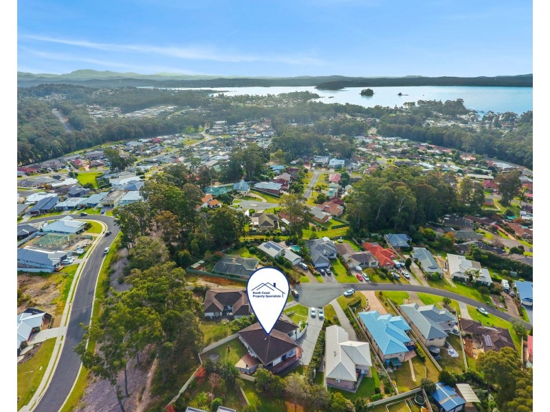 11 LAWSON PLACE, Sunshine Bay NSW 2536