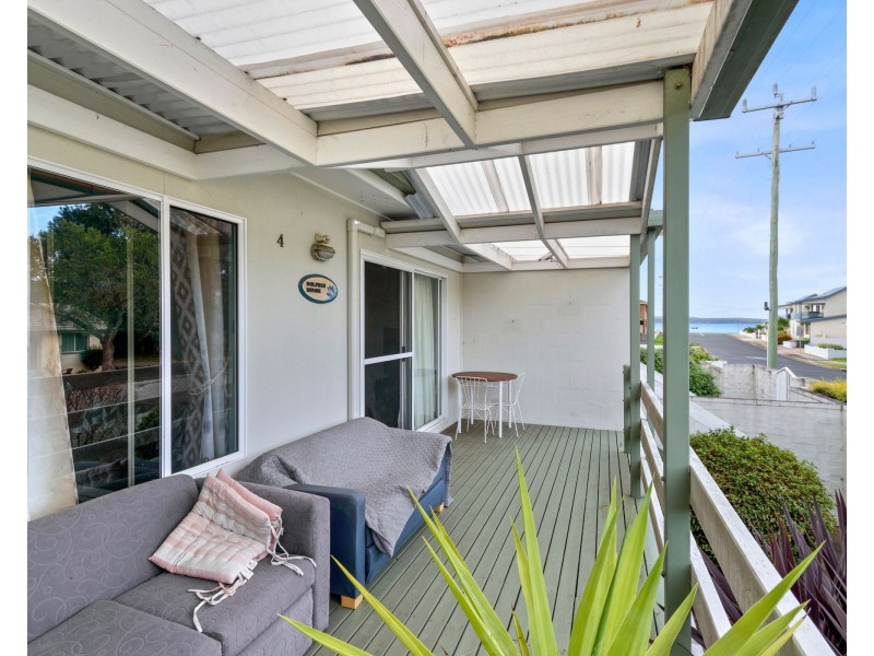 4/17 – 19 PETER CRESCENT, Batehaven NSW 2536