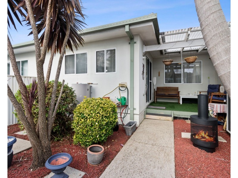 4/17 – 19 PETER CRESCENT, Batehaven NSW 2536