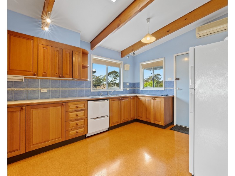 17 Wimbie Street, Surf Beach NSW 2536