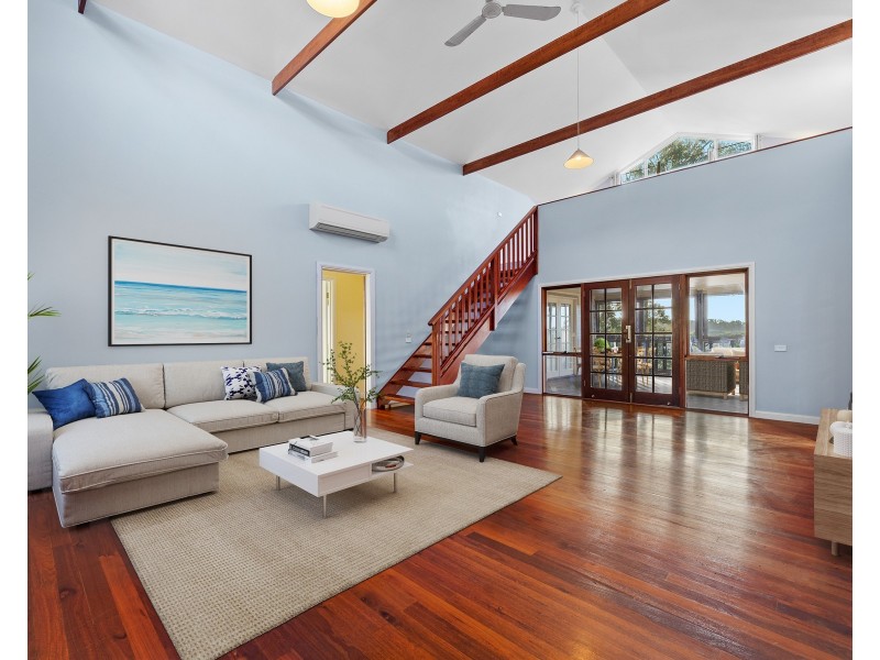 31 Hilltop Crescent, Surf Beach NSW 2536