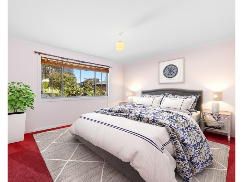 31 Hilltop Crescent, Surf Beach NSW 2536