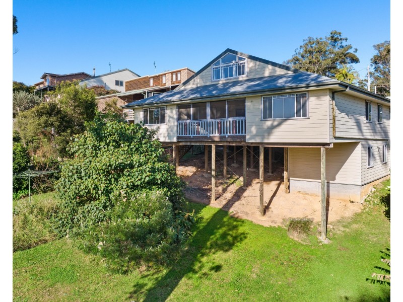 31 Hilltop Crescent, Surf Beach NSW 2536