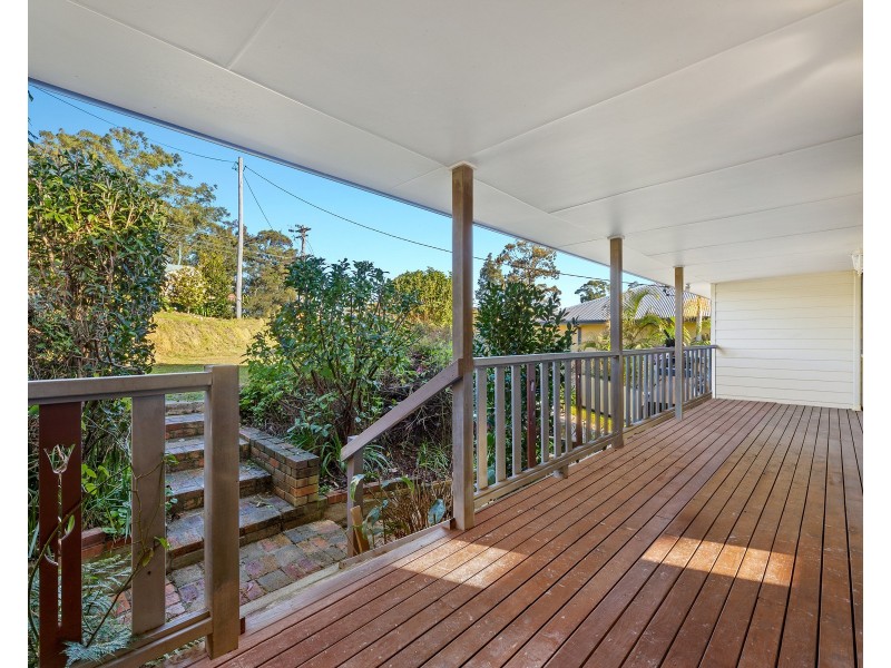 31 Hilltop Crescent, Surf Beach NSW 2536