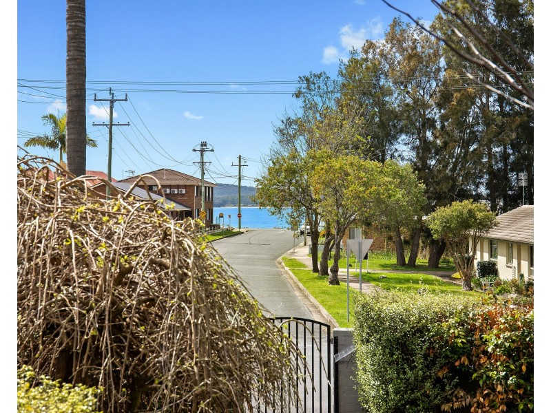 2/16-18 Peter Crescent, Batehaven NSW 2536