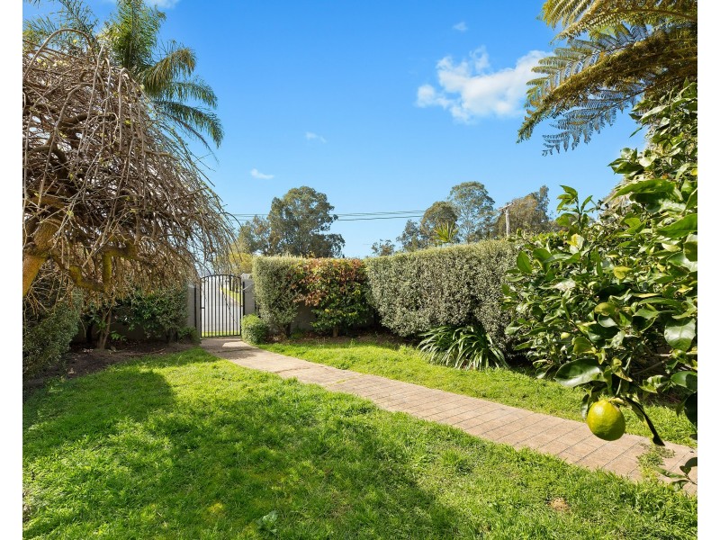 2/16-18 Peter Crescent, Batehaven NSW 2536