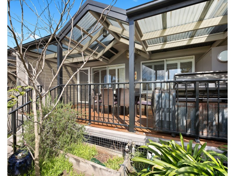 2/16-18 Peter Crescent, Batehaven NSW 2536