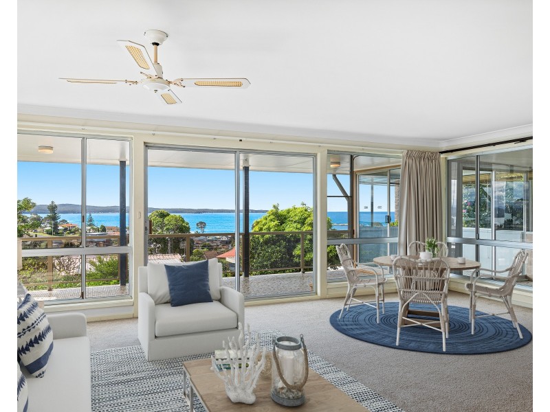 9 Ocean Road, Batehaven NSW 2536