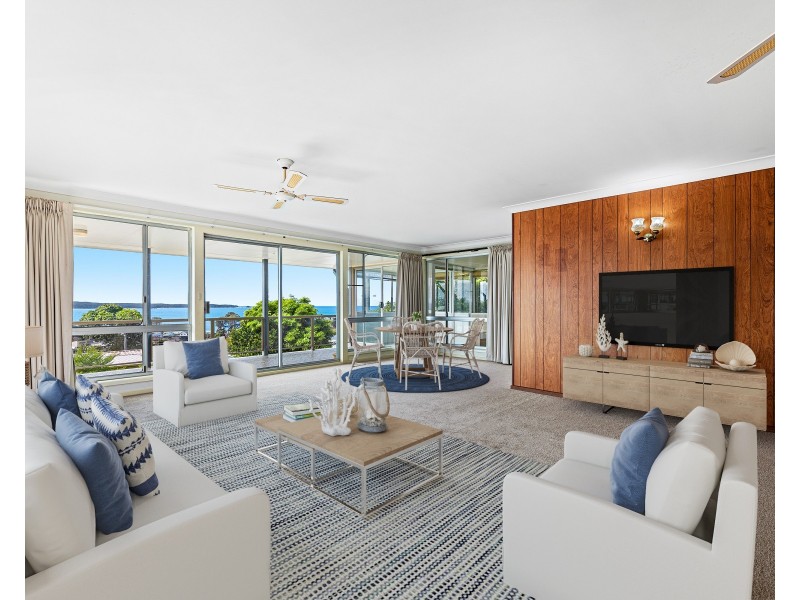 9 Ocean Road, Batehaven NSW 2536