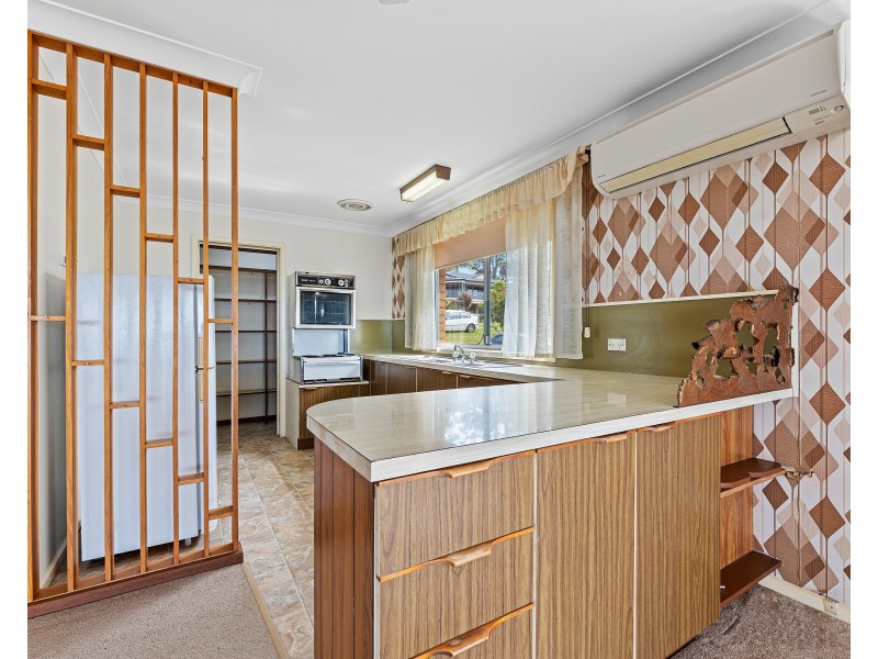 9 Ocean Road, Batehaven NSW 2536