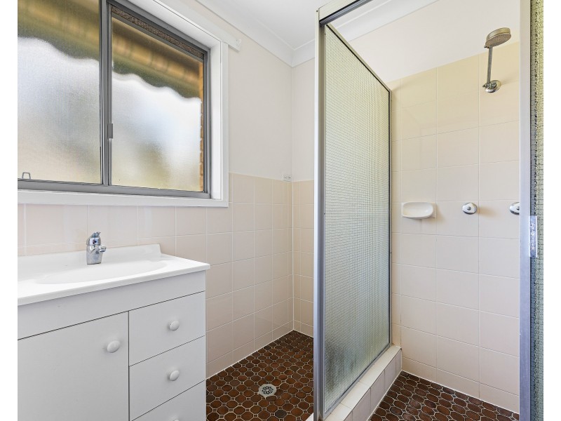 9 Ocean Road, Batehaven NSW 2536