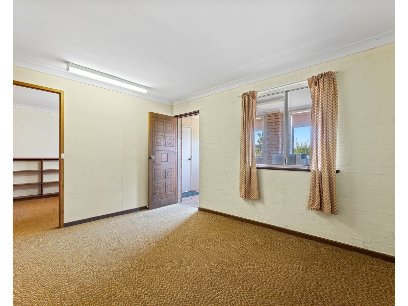 9 Ocean Road, Batehaven NSW 2536