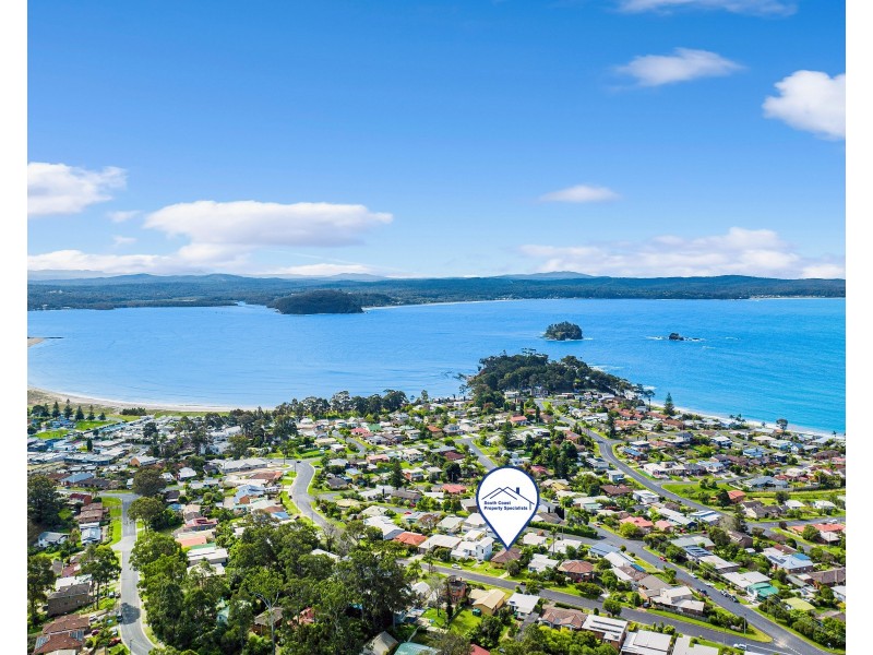 9 Ocean Road, Batehaven NSW 2536