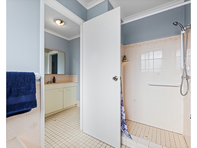 3 Explorers  Way, Surf Beach NSW 2536