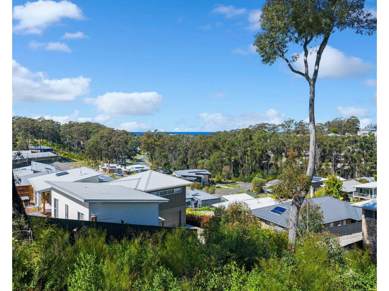 17 Bowerbird Place, Malua Bay NSW 2536