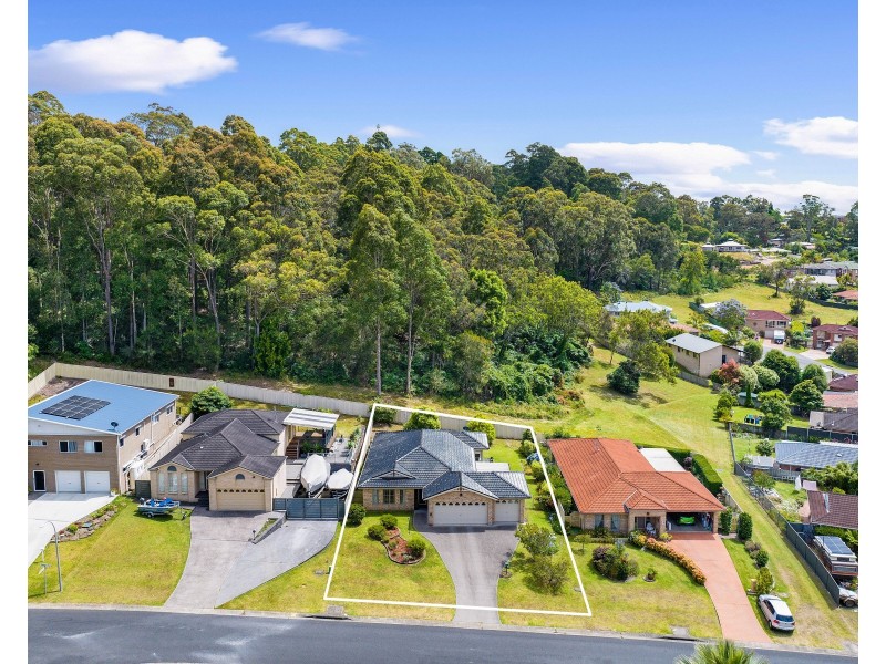 6 Correa Place, Catalina NSW 2536