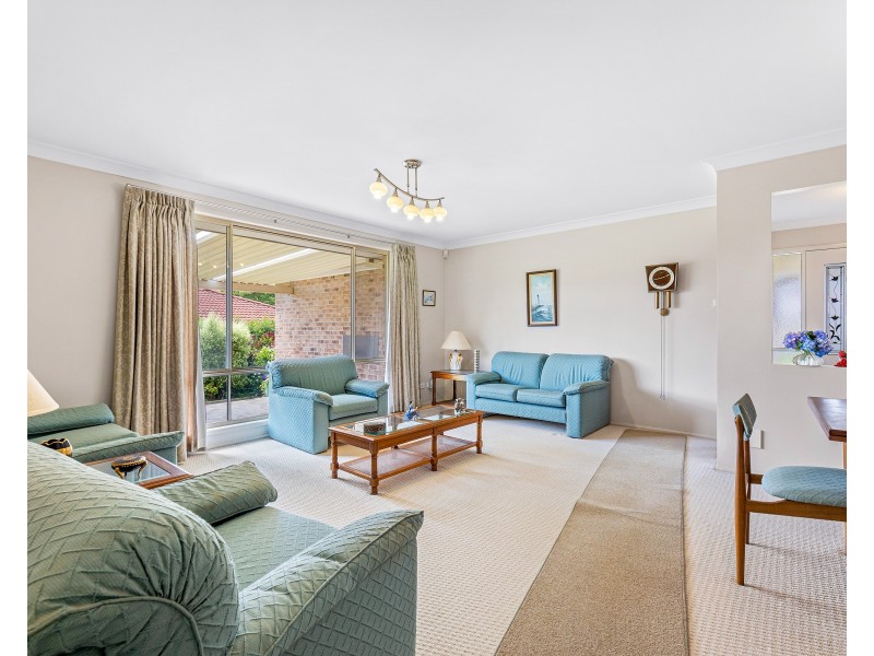 6 Correa Place, Catalina NSW 2536