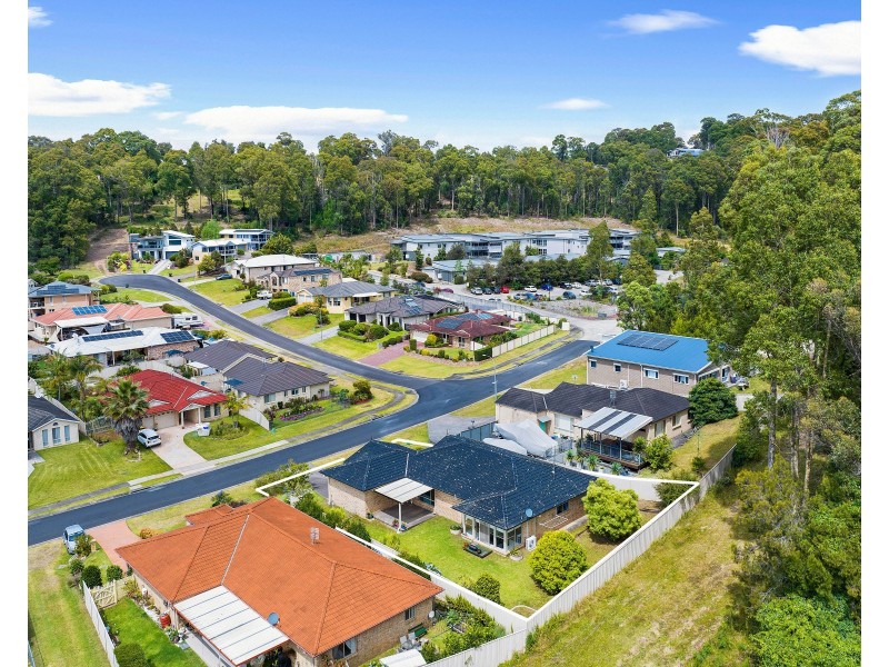 6 Correa Place, Catalina NSW 2536