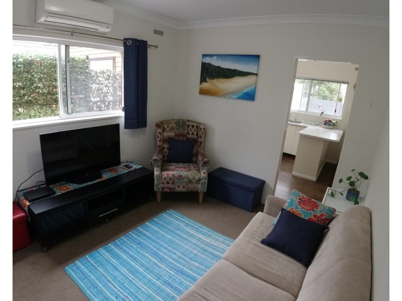 13 Larmer Close, Broulee NSW 2537