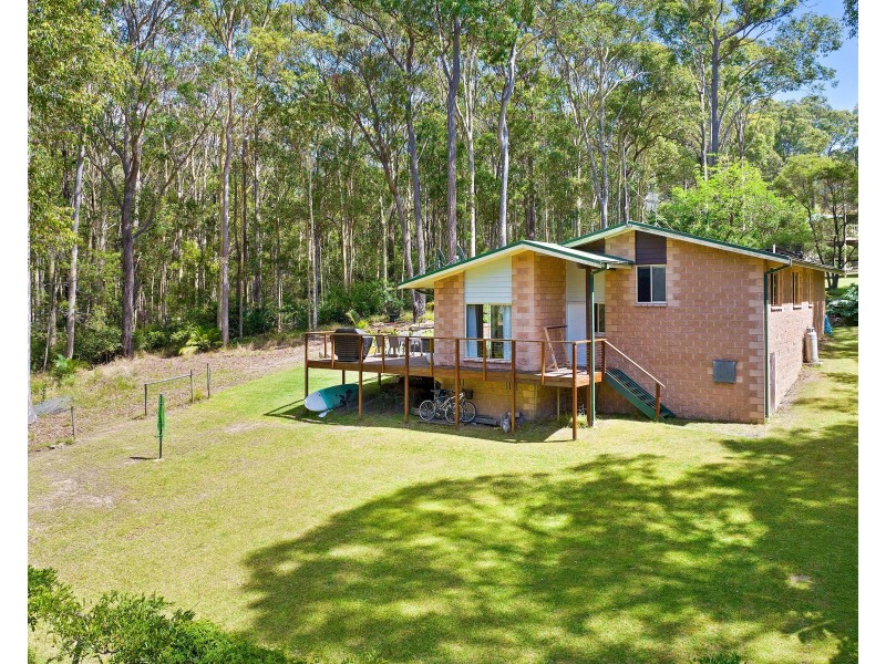 11 Coastal Court, Dalmeny NSW 2546