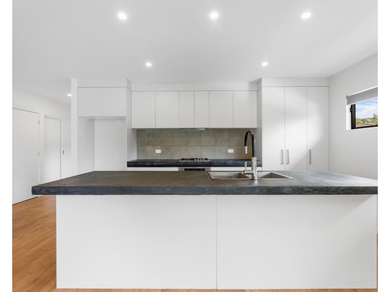 3 Oakwood Way, Catalina NSW 2536